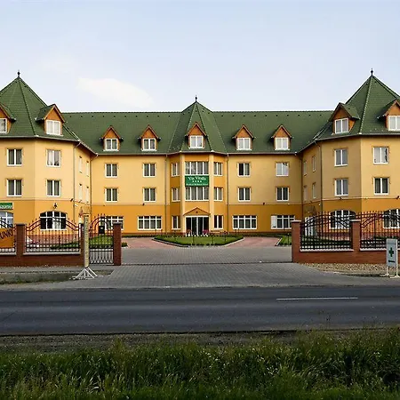维斯维塔利斯酒店 4* Kerepes