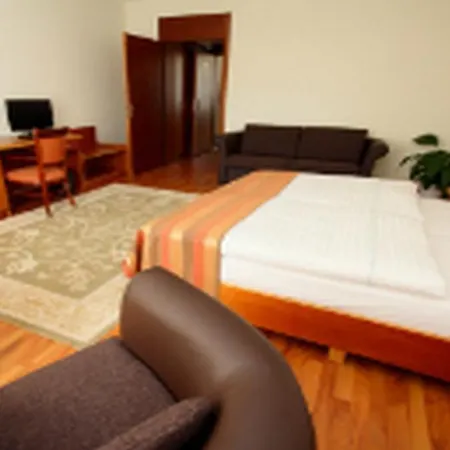 Vis Vitalis Hotel Kerepes
